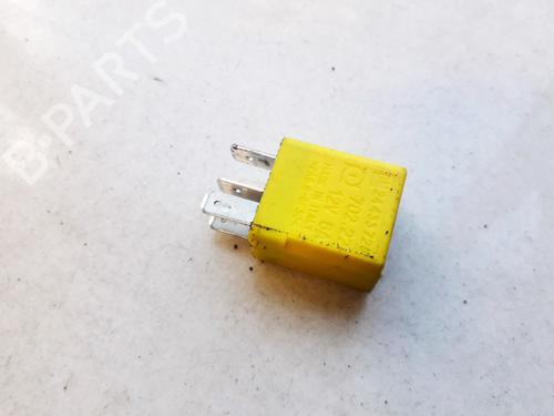 Used Electronic sensor Electronic sensor OPEL ZAFIRA A MPV (T98) 2.2 DTI 16V (F75) (125 hp) 33099645 33099645