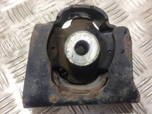 Used Engine mount Engine mount TOYOTA AURIS (_E15_) 1.6 (ZRE151_, ZRE151R) (124 hp) 33495513 33495513