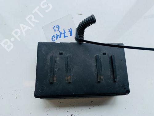 Used Fuse box Fuse box PEUGEOT 407 (6D_) 2.0 HDi 135 (6DRHRH, 6DRHRE, 6DRHRG, 6DRHRJ) (136 hp) 32877739 32877739