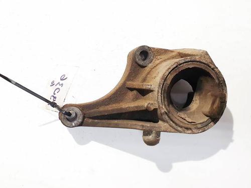 Used Engine mount Engine mount OPEL MERIVA A MPV (X03) 1.7 CDTI (E75) (100 hp) 32940126 32940126