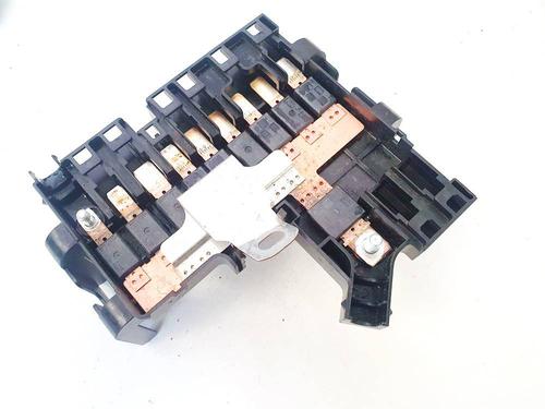 Used Fuse box Fuse box BMW 5 (F10) 525 d (204 hp) 32922653 32922653