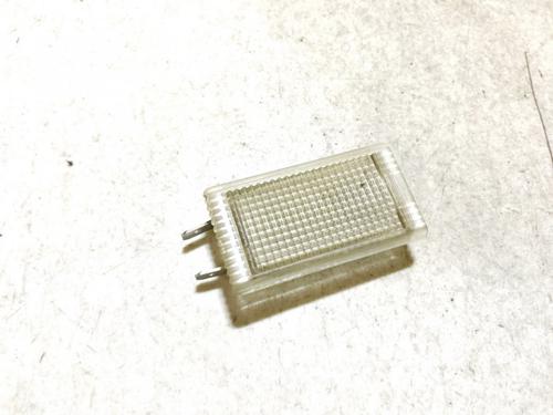 Used Interior roof light Interior roof light AUDI 80 B4 Saloon (8C2) 2.0 E (115 hp) 35870972 35870972