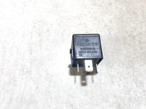 Used Electronic sensor Electronic sensor MERCEDES-BENZ A-CLASS (W168) A 170 CDI (168.008) (90 hp) 33098866 33098866