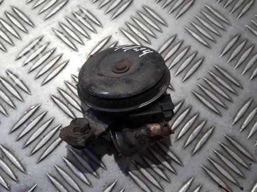 horn-toyota-rav-4-ii-_a2_-2000-2001-2002-2003-2004-2005-35696225 main image