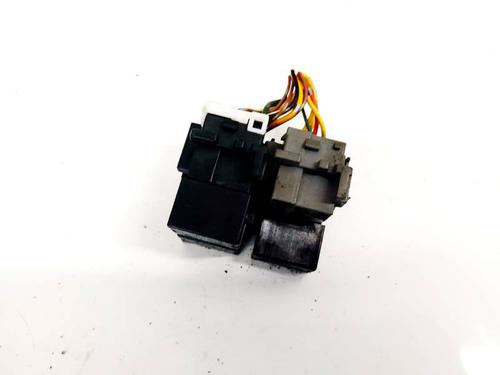Used Fuse box Fuse box HONDA CIVIC VIII Hatchback (FN, FK) 1.4 (FK1) (83 hp) 32530835 32530835