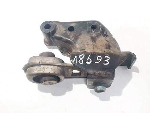 Used Engine mount Engine mount RENAULT KADJAR (HA_, HL_) 1.5 dCi 110 (HLA3) (110 hp) 32926402 32926402