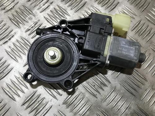 Used Right front window motor Right front window motor 35690811 35690811