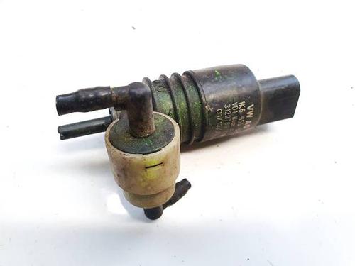 Used Washer pump Washer pump VW PASSAT B7 (362) 1.6 TDI (105 hp) 34893688 34893688