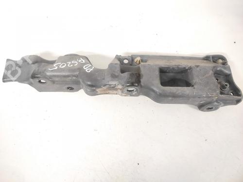 Used Front bumper bracket Front bumper bracket 35557360 35557360