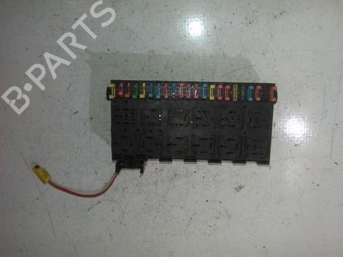 Used Fuse box Fuse box VW GOLF III (1H1) 1.9 TDI (90 hp) 33482365 33482365