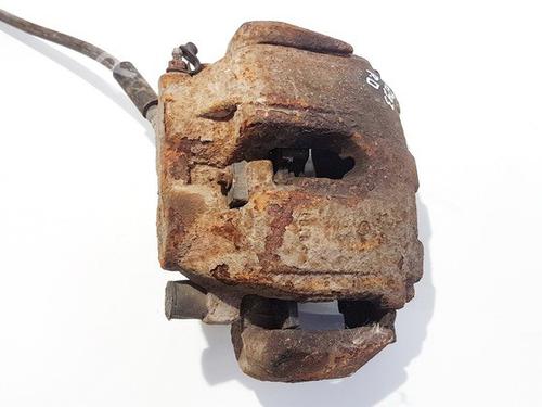 Used Right front brake caliper Right front brake caliper 35477235 35477235