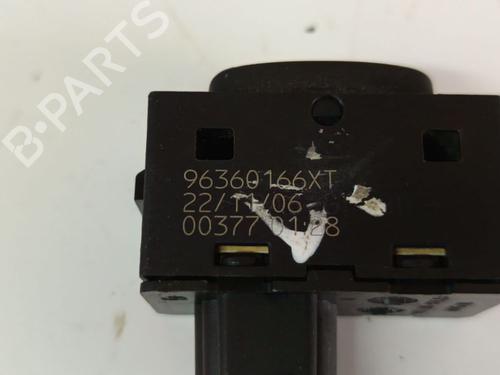 Switch PEUGEOT 407 (6D_) 2.7 HDi (6DUHZJ, 6DUHZF) | BP38798749I30 - Image 5