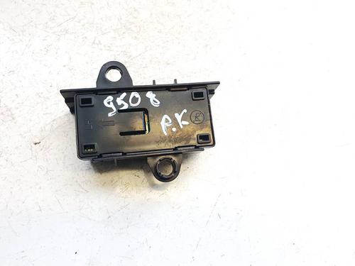 BP32608825M83 main image