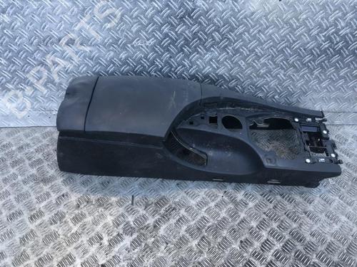 Armlehne für Armlehne BMW 5 (E60) 530 i (231 hp) 35713095 35713095