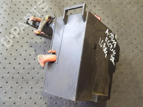 Used Fuse box Fuse box 33485250 33485250