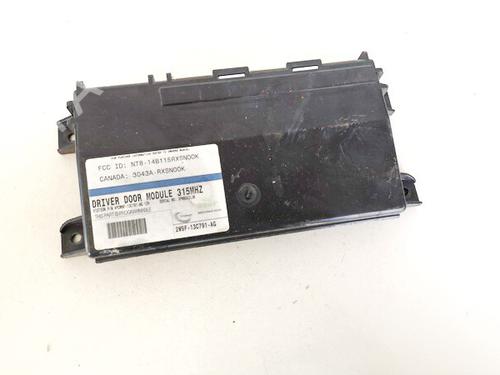 Used Electronic module Electronic module JAGUAR XJ (X350, X358) 4.2 (305 hp) 33070108 33070108