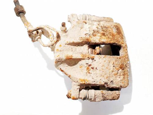 Used Left front brake caliper Left front brake caliper VW PASSAT B3/B4 Variant (3A5, 35I) 1.9 TDI (110 hp) 35147927 35147927