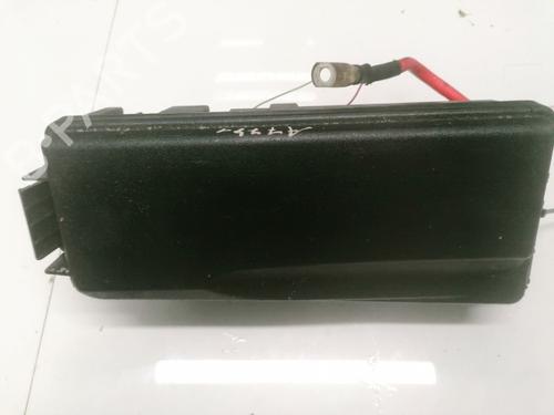 Used Fuse box Fuse box SAAB 9-3 (YS3F, E79, D79, D75) 2.0 t (175 hp) 32895982 32895982