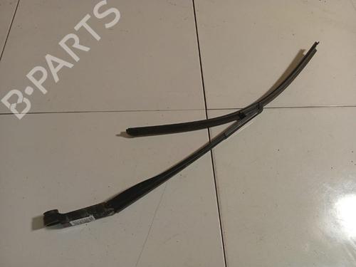 Used Front windshield wiper arm Front windshield wiper arm HONDA CIVIC VIII Saloon (FD, FA) 1.3 IMA (FA3, FD3) (95 hp) 33445357 33445357