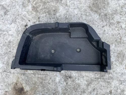 Used Boot lining Boot lining TOYOTA AVENSIS (_T25_) 2.0 VVTi (AZT250_) (155 hp) 34988196 34988196