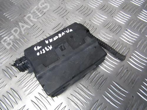 Used Fuse box Fuse box OPEL VECTRA B (J96) 1.8 i 16V (F19) (116 hp) 33491621 33491621