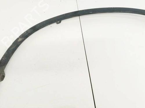 Used Front right wheel arch trim Front right wheel arch trim 35125693 35125693