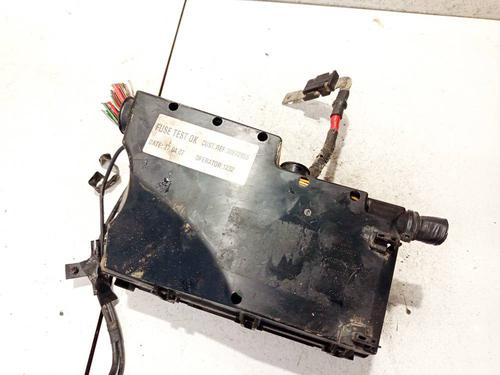 Used Fuse box Fuse box VOLVO S40 II (544) 2.0 D (136 hp) 32553777 32553777