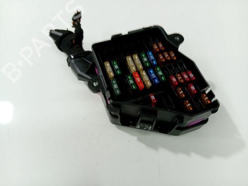 Used Fuse box AUDI A6 C6 (4F2) 2.0 TFSI (170 hp) 33097791