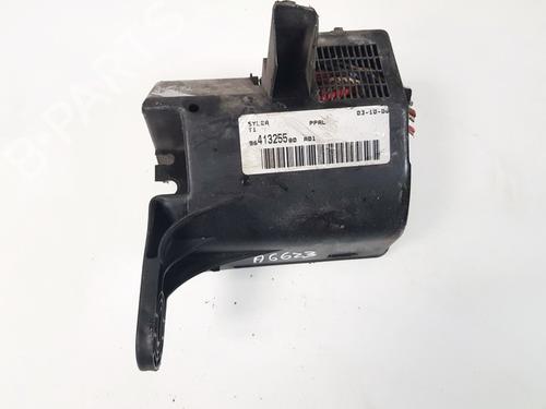 Used Fuse box Fuse box PEUGEOT 206 Hatchback (2A/C) 2.0 HDI 90 (90 hp) 33090761 33090761