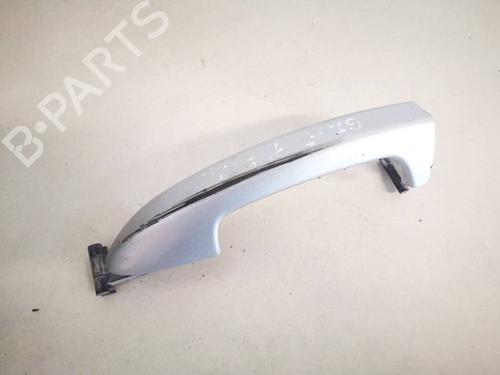 front-right-exterior-door-handle-vw-passat-b6-3c2-2005-2006-2007-2008-2009-2010-2011-35326053 main image