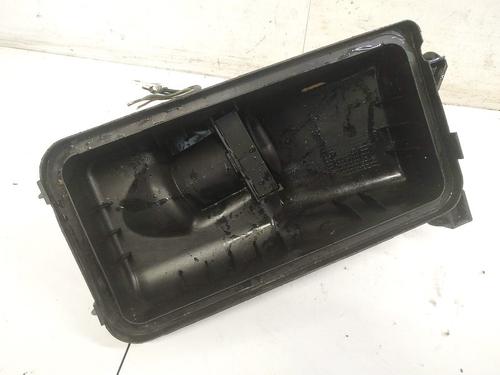 Used Air filter box Air filter box TOYOTA AVENSIS (_T25_) 2.0 D-4D (CDT250_, CDT250R) (116 hp) 35455206 35455206