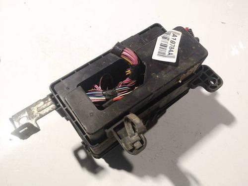 Used Fuse box CHEVROLET AVEO / KALOS Saloon (T200) 1.4 (94 hp) 32561603