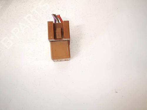 Used Electronic sensor Electronic sensor OPEL OMEGA B (V94) 2.0 16V (F69, M69, P69) (136 hp) 32951525 32951525