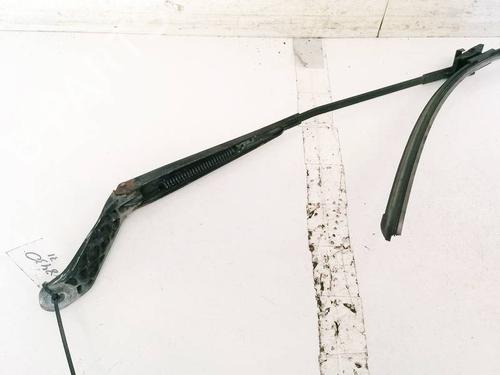 Used Front windshield wiper arm Front windshield wiper arm 32920405 32920405