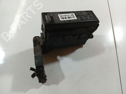 Used Fuse box NISSAN ALMERA TINO (V10) 2.2 dCi (136 hp) 32541324