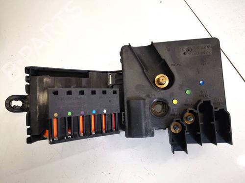 fuse-box-mercedes-benz-cls-c219-2004-2005-2006-2007-2008-2009-2010-2011-32951031 main image