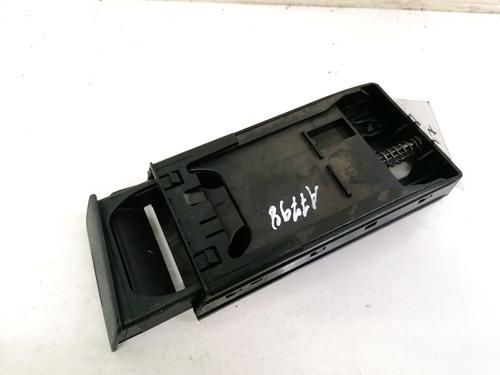 Used Cup/Object holder Cup/Object holder MITSUBISHI OUTLANDER II (CW_W) 2.0 DI-D (CW8W) (140 hp) 35439446 35439446