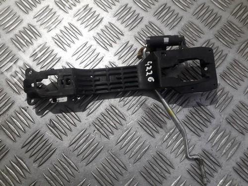 front-left-exterior-door-handle-toyota-rav-4-iii-_a3_-2005-2006-2007-2008-2009-2010-2011-2012-2013-2014-35834200 main image