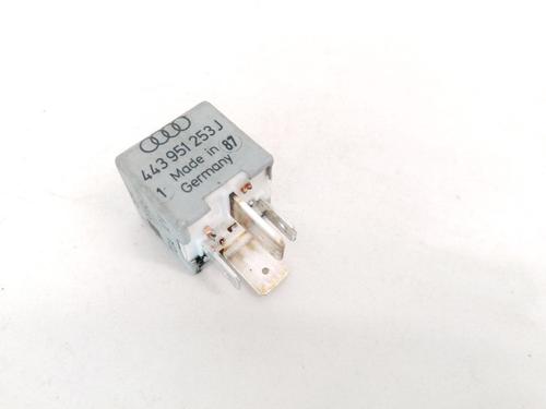 Used Electronic sensor Electronic sensor AUDI 100 C3 Saloon (443, 444) 1.8 (90 hp) 32882175 32882175