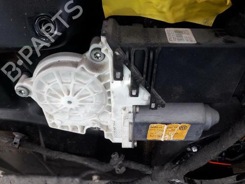 Used Left front window motor Left front window motor 35613628 35613628