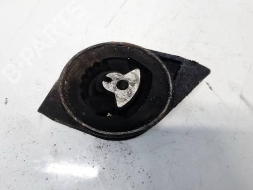 Used Engine mount Engine mount MERCEDES-BENZ A-CLASS (W168) A 140 (168.031, 168.131) (82 hp) 33999838 33999838