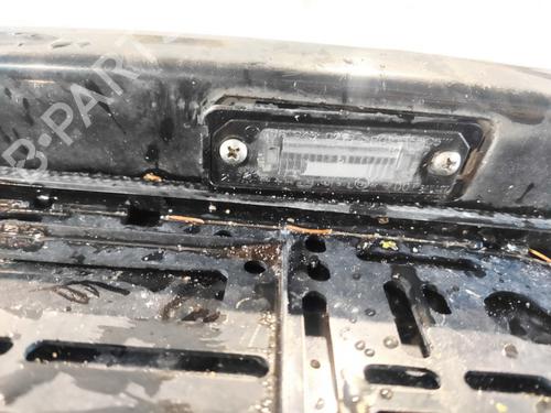 licence-plate-light-vw-golf-v-1k1-2003-2004-2005-2006-2007-2008-2009-2010-35543983 main image