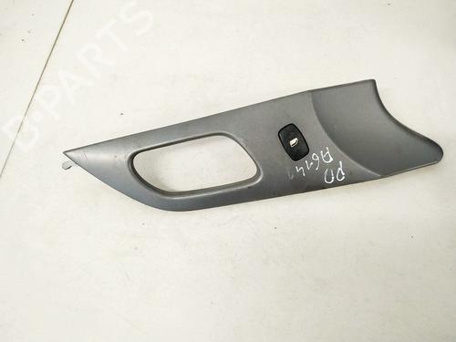 Used Switch Switch PEUGEOT 407 (6D_) 2.0 (6DRFNB, 6DRFNE) (136 hp) 33095112 33095112