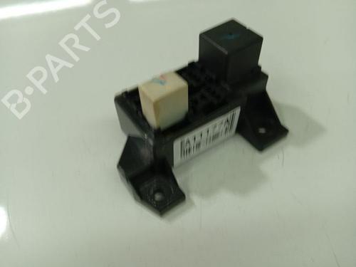 Used Fuse box Fuse box KIA SORENTO I (JC) 3.5 (194 hp) 32691988 32691988
