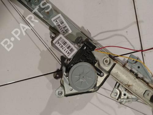 Used Right rear window motor Right rear window motor SUZUKI GRAND VITARA II (JT, TE, TD) 2.0 All-wheel Drive (TD54V, JB420) (140 hp) 39222199 39222199