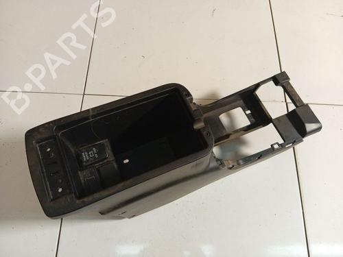 Console centrale Console centrale MITSUBISHI OUTLANDER II (CW_W) 2.2 DI-D 4WD (156 hp) 34873296 34873296