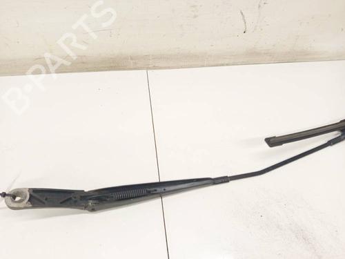 Used Front windshield wiper arm Front windshield wiper arm SKODA OCTAVIA II (1Z3) 1.9 TDI (105 hp) 33730698 33730698