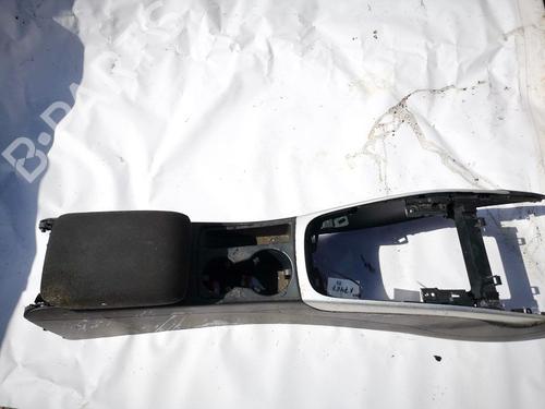 Used Armrest / Center console Armrest / Center console AUDI A4 B8 (8K2) 2.0 TDI (143 hp) 35428060 35428060
