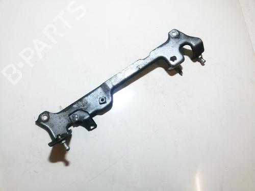 Støtte Støtte TOYOTA COROLLA Verso (ZER_, ZZE12_, R1_) 2.2 D-4D (AUR10_, AUR10R) (136 hp) 33514327 33514327