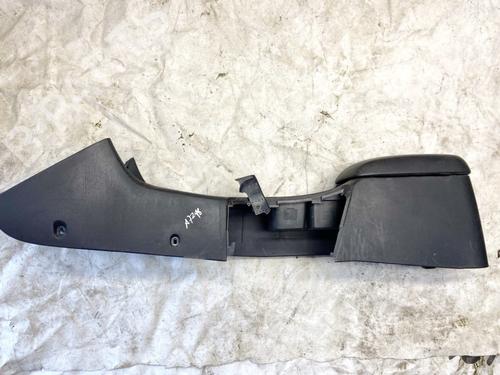 Used Armrest / Center console Armrest / Center console 35489972 35489972